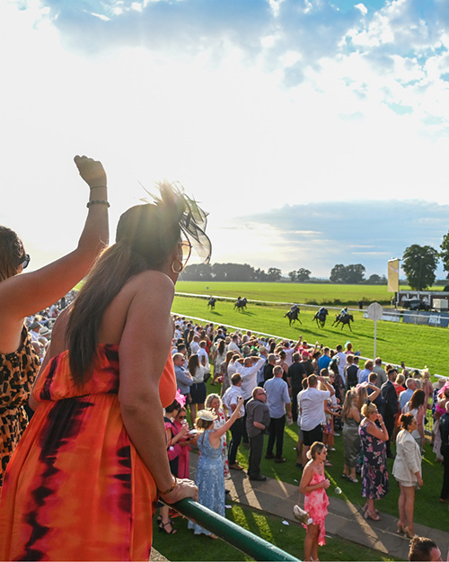 Racing in Thirsk September 2025