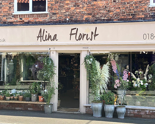 Independent florist situated in Thirsk North Yorkshire creating gorgeous and bespoke floral designs